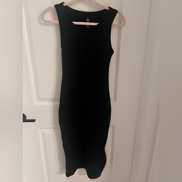 Dresses & Skirts - Women’s Black Ribbed Tank Sleeveless Dress size Medium